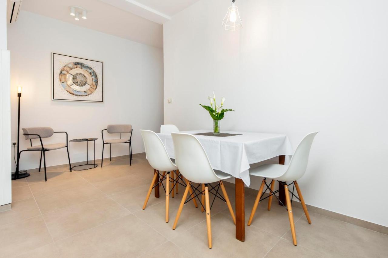 רוביני Apartments Magnolia מראה חיצוני תמונה