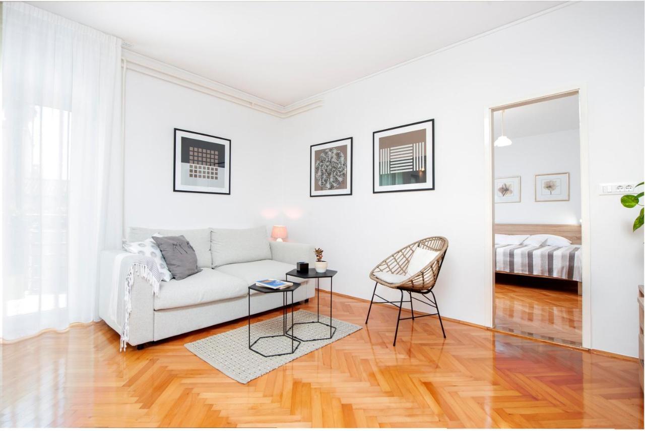 רוביני Apartments Magnolia מראה חיצוני תמונה