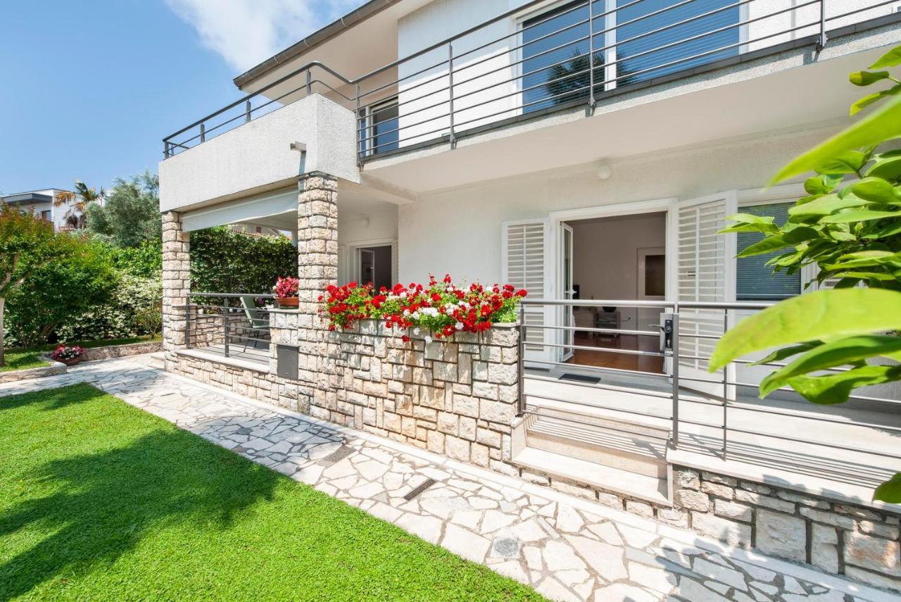 רוביני Apartments Magnolia מראה חיצוני תמונה