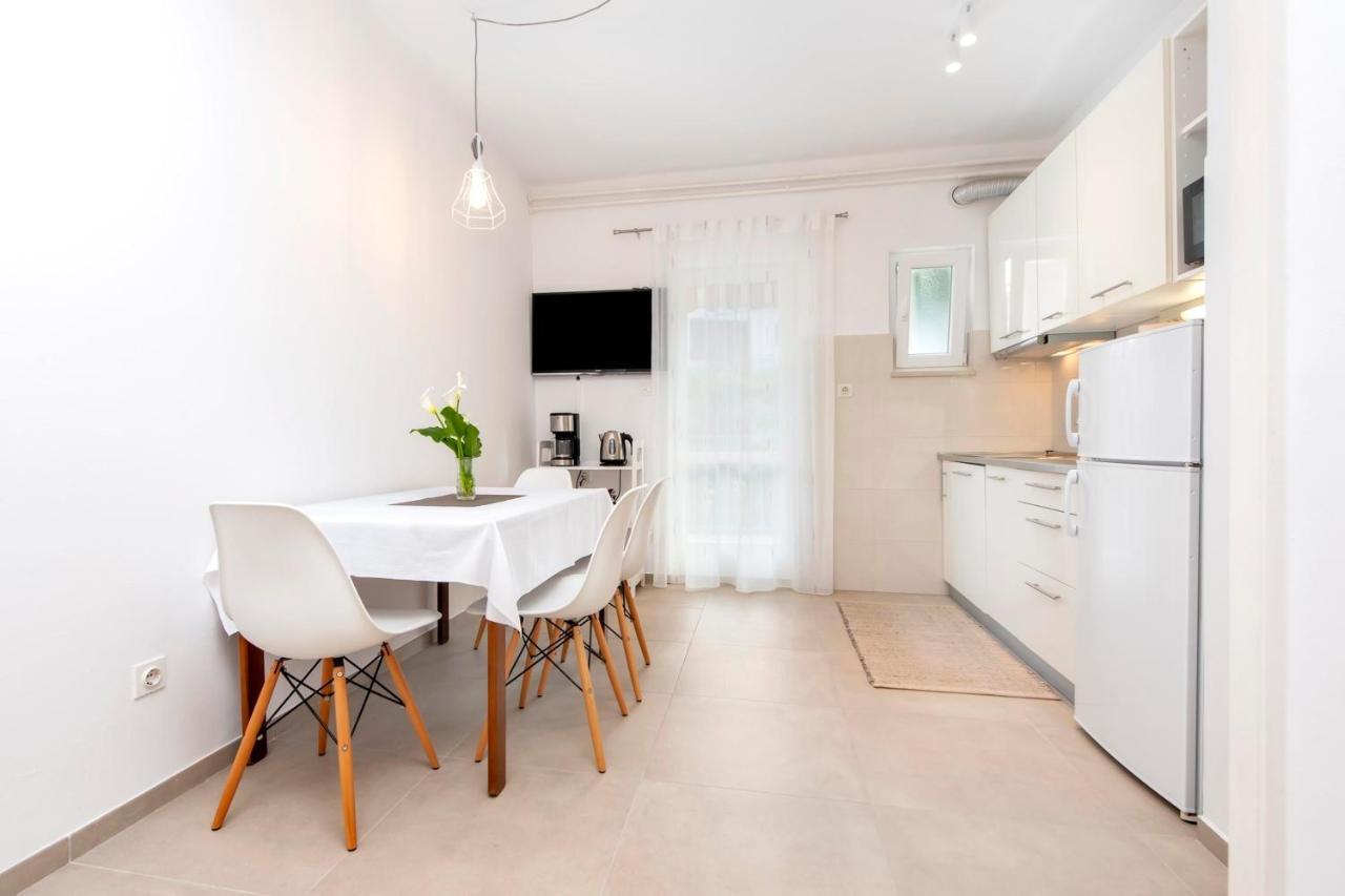 רוביני Apartments Magnolia מראה חיצוני תמונה