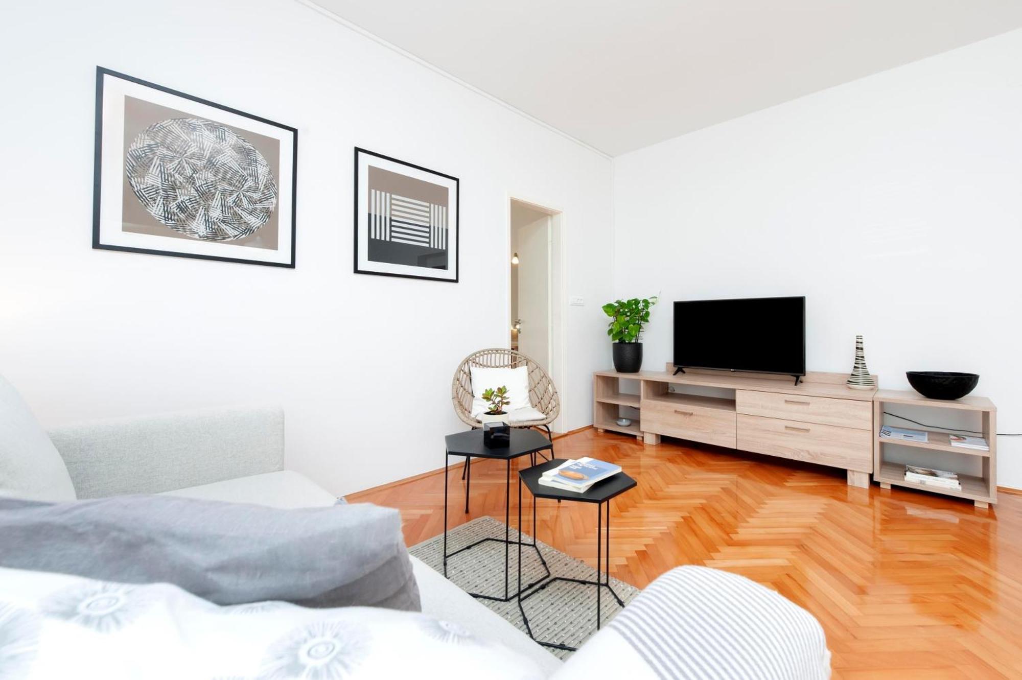 רוביני Apartments Magnolia מראה חיצוני תמונה