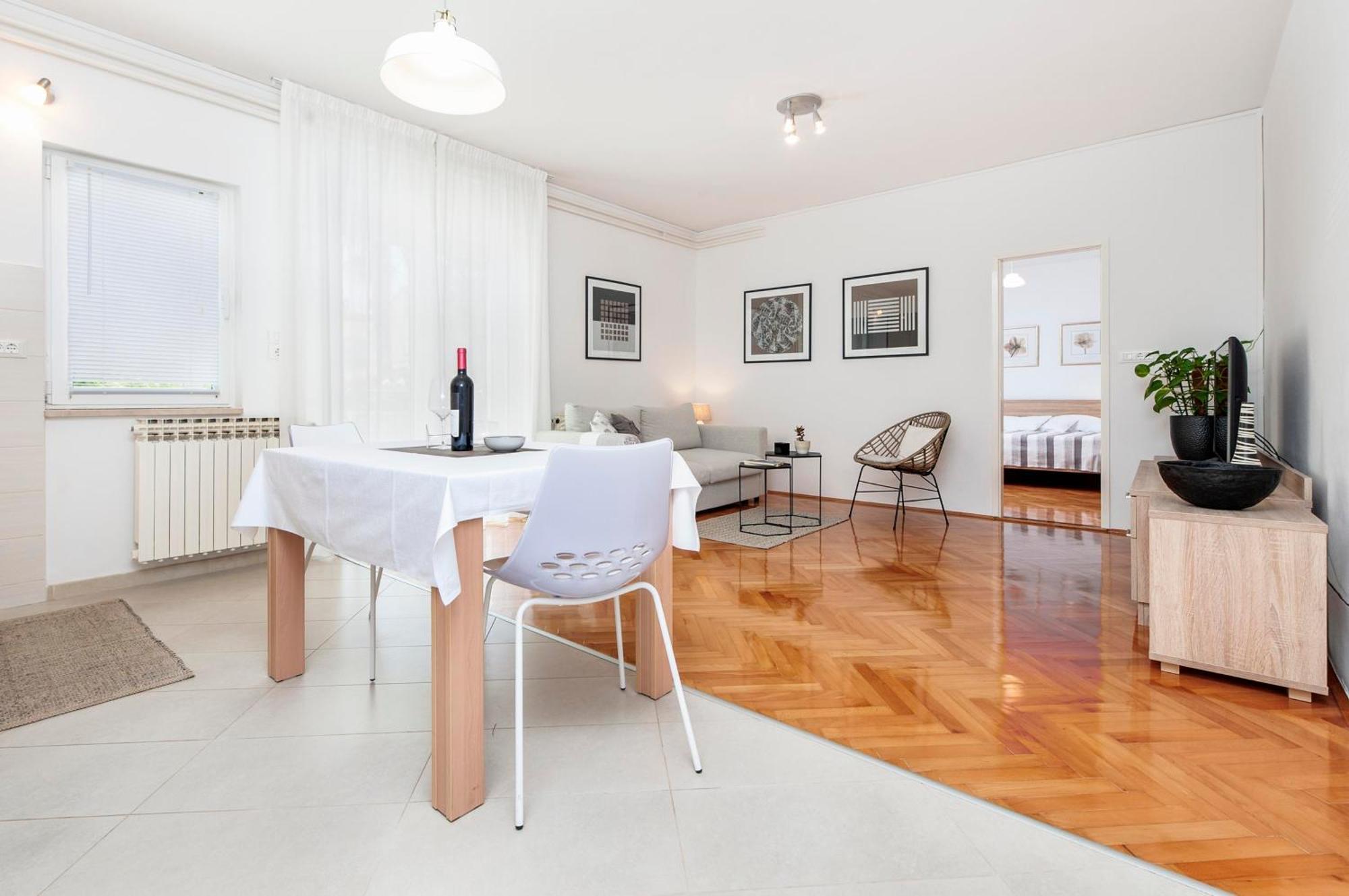 רוביני Apartments Magnolia מראה חיצוני תמונה