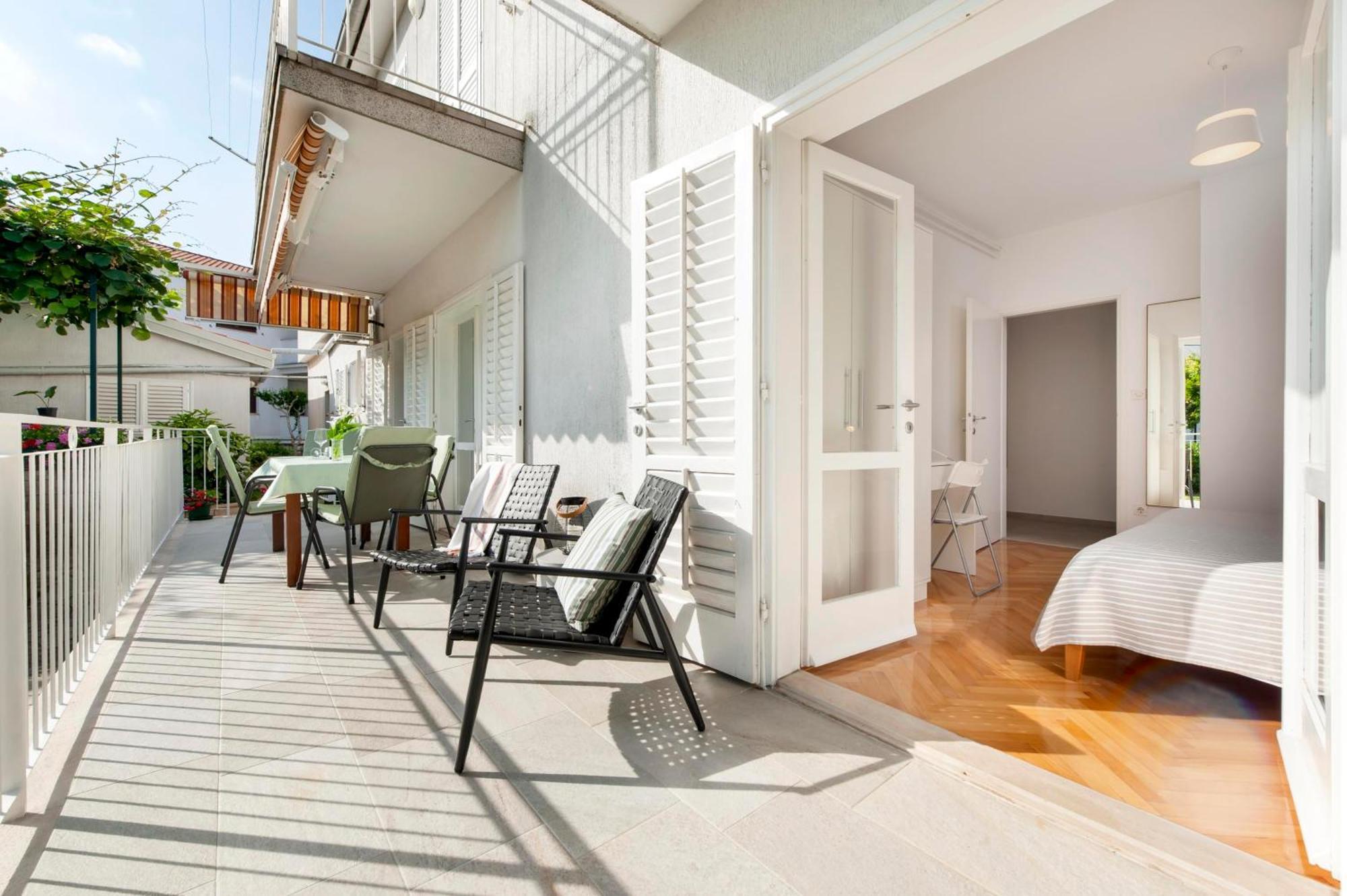 רוביני Apartments Magnolia מראה חיצוני תמונה