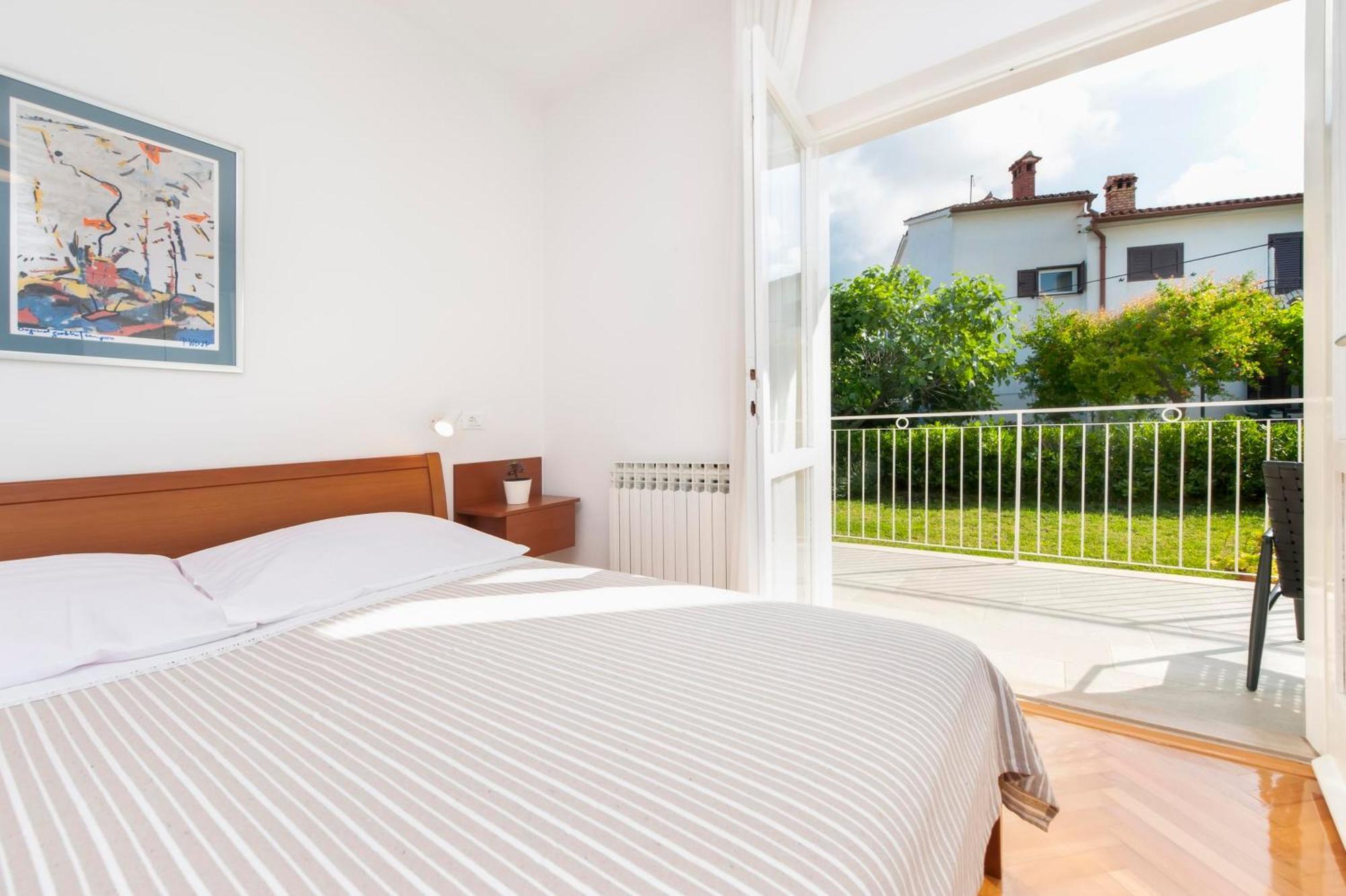 רוביני Apartments Magnolia מראה חיצוני תמונה